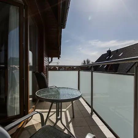 Nova 34a Homestay Hel